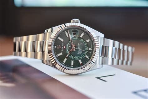 rolex green dial sky dweller|Rolex Sky-Dweller functions.